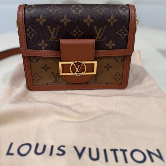 Louis Vuitton Mini Dauphine bag - Picture 10 of 16